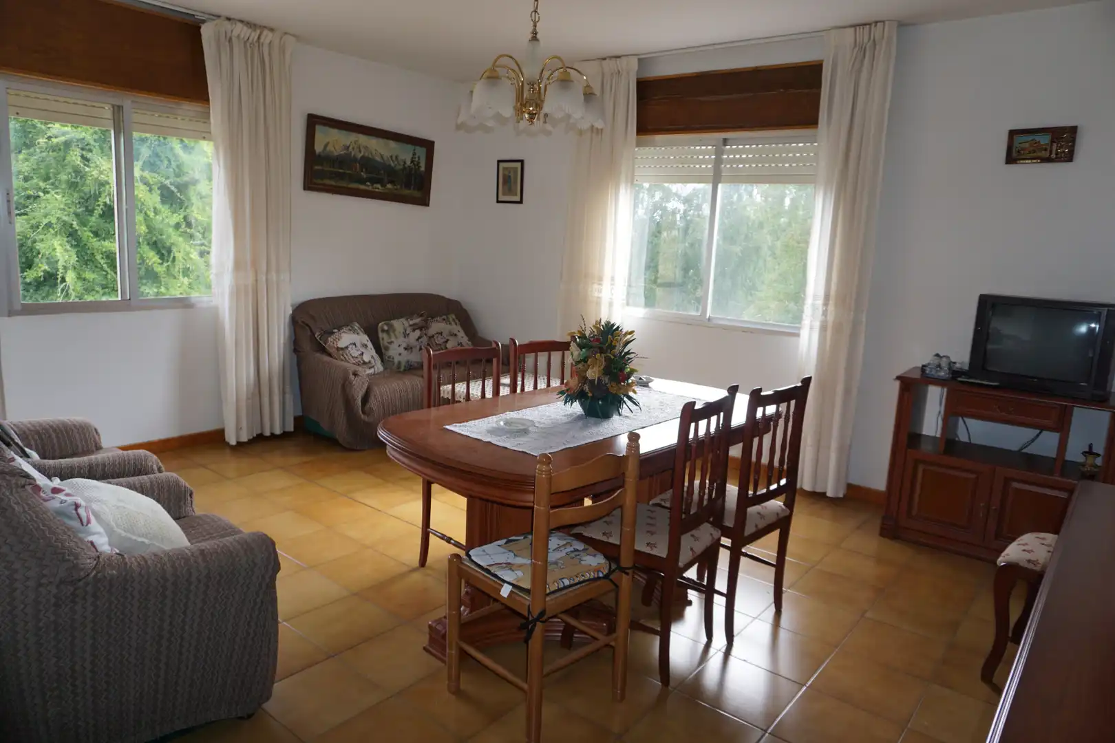 Comedor de Piso en venta en Monterroso con Amueblado, Horno y Balcón