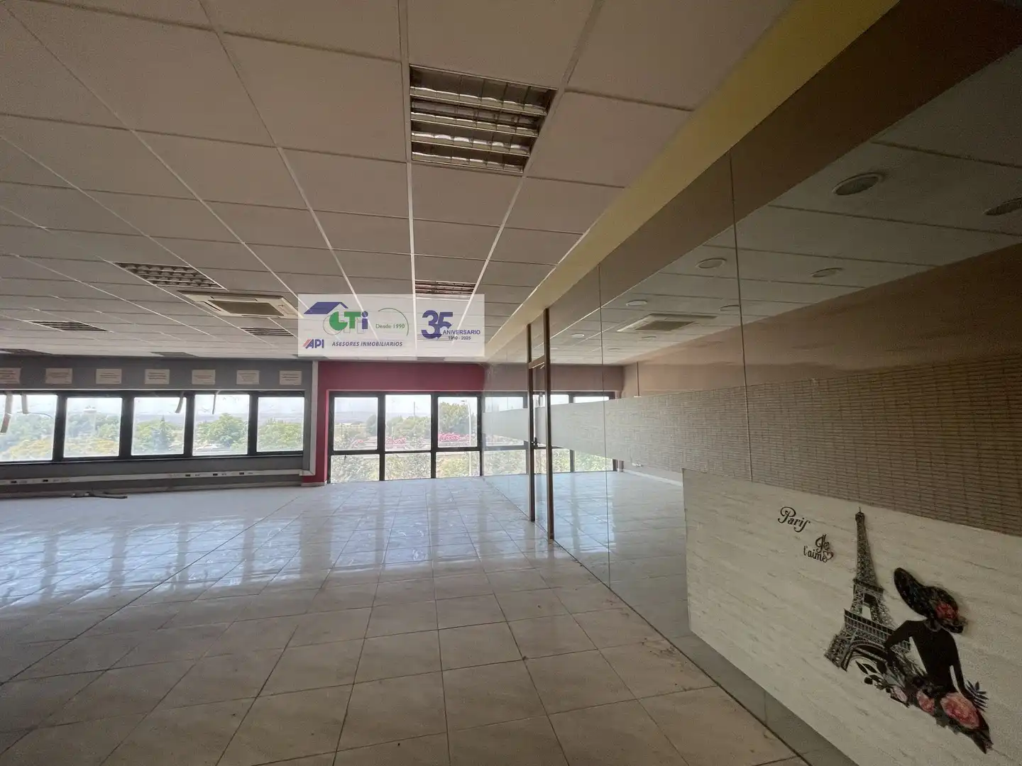 Nave industrial de alquiler en Alfajarín