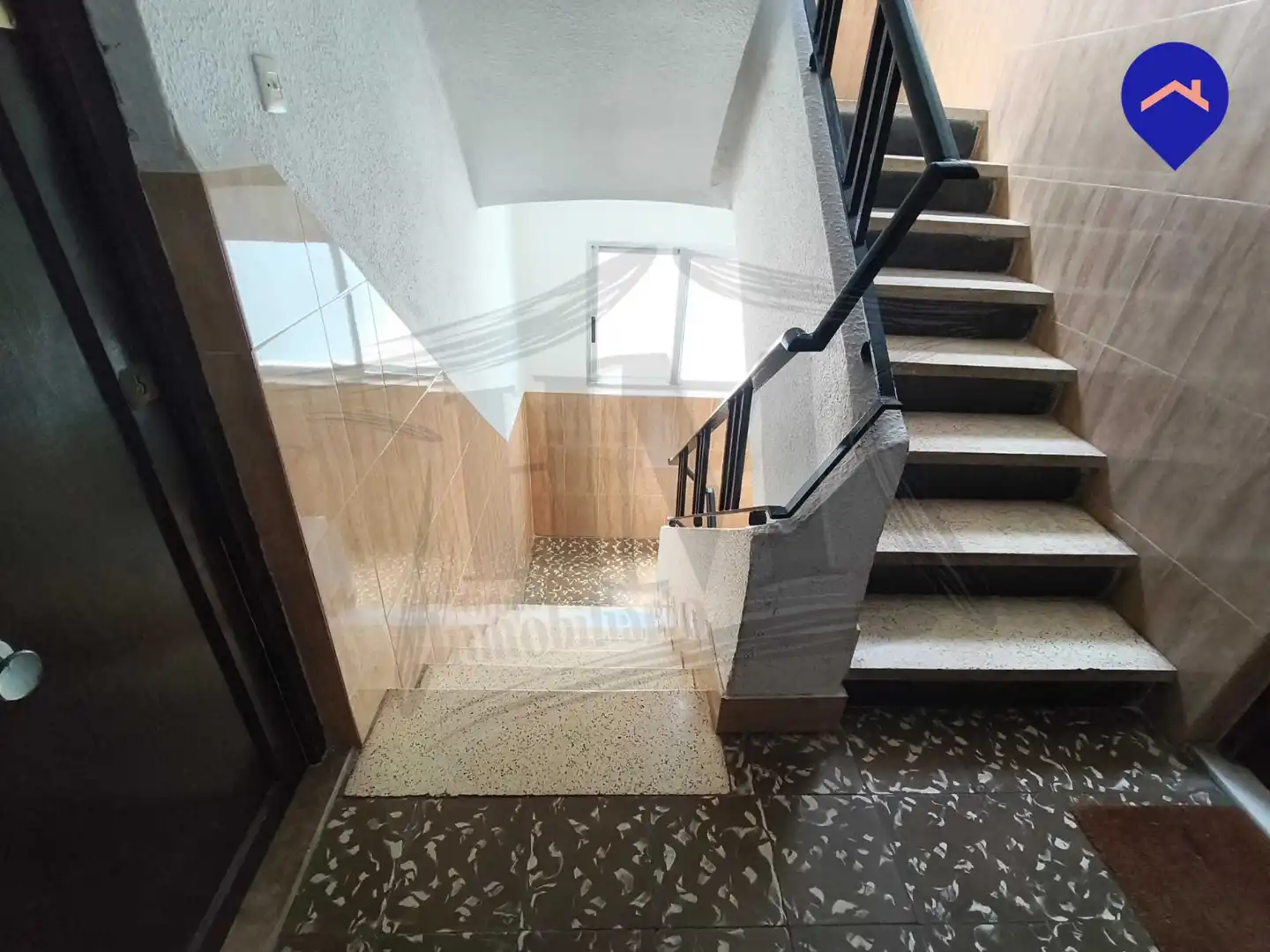 Wohnung zum Verkauf in Valencia mit Heizung, Terrasse und Alarm