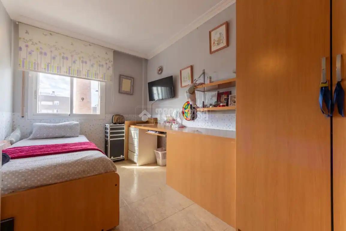 Dormitori de Pis en venda en Tarragona amb Aire condicionat, Calefacció i Parquet