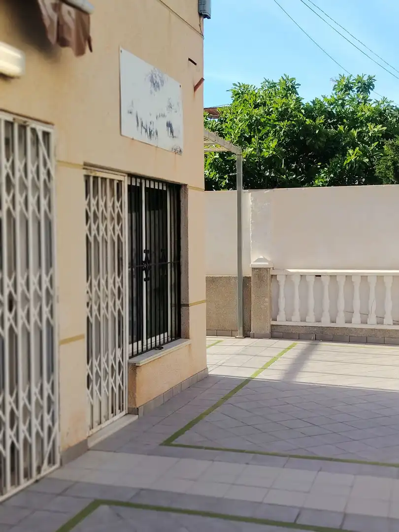 Gewerbefläche zum Verkauf in de las Villas, imagen 2