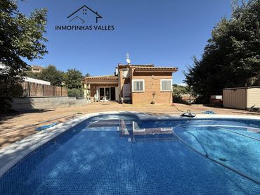Casa con piscina in vendita a Calle Can Gordi