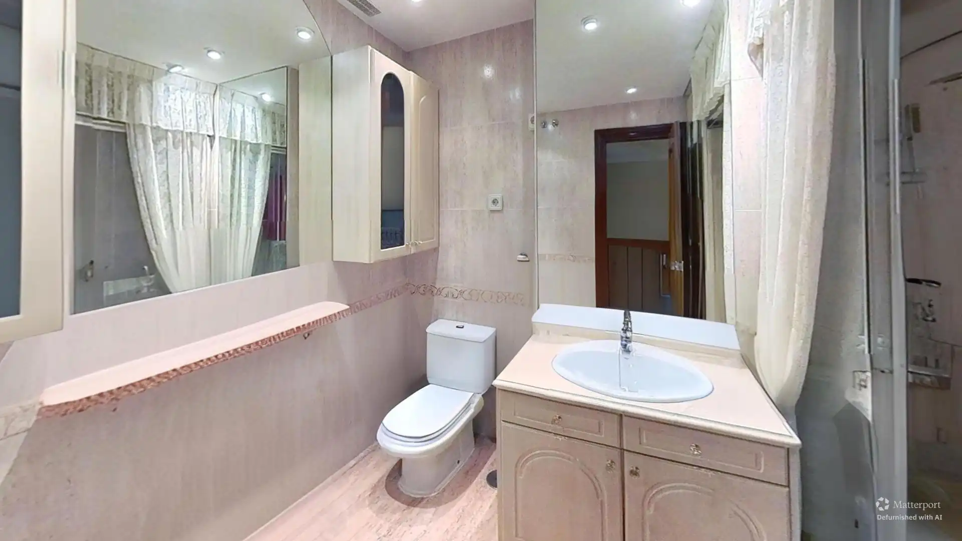 Bathroom of Duplexes for sale in Ávila  with Private garden, Balcony and Community pool