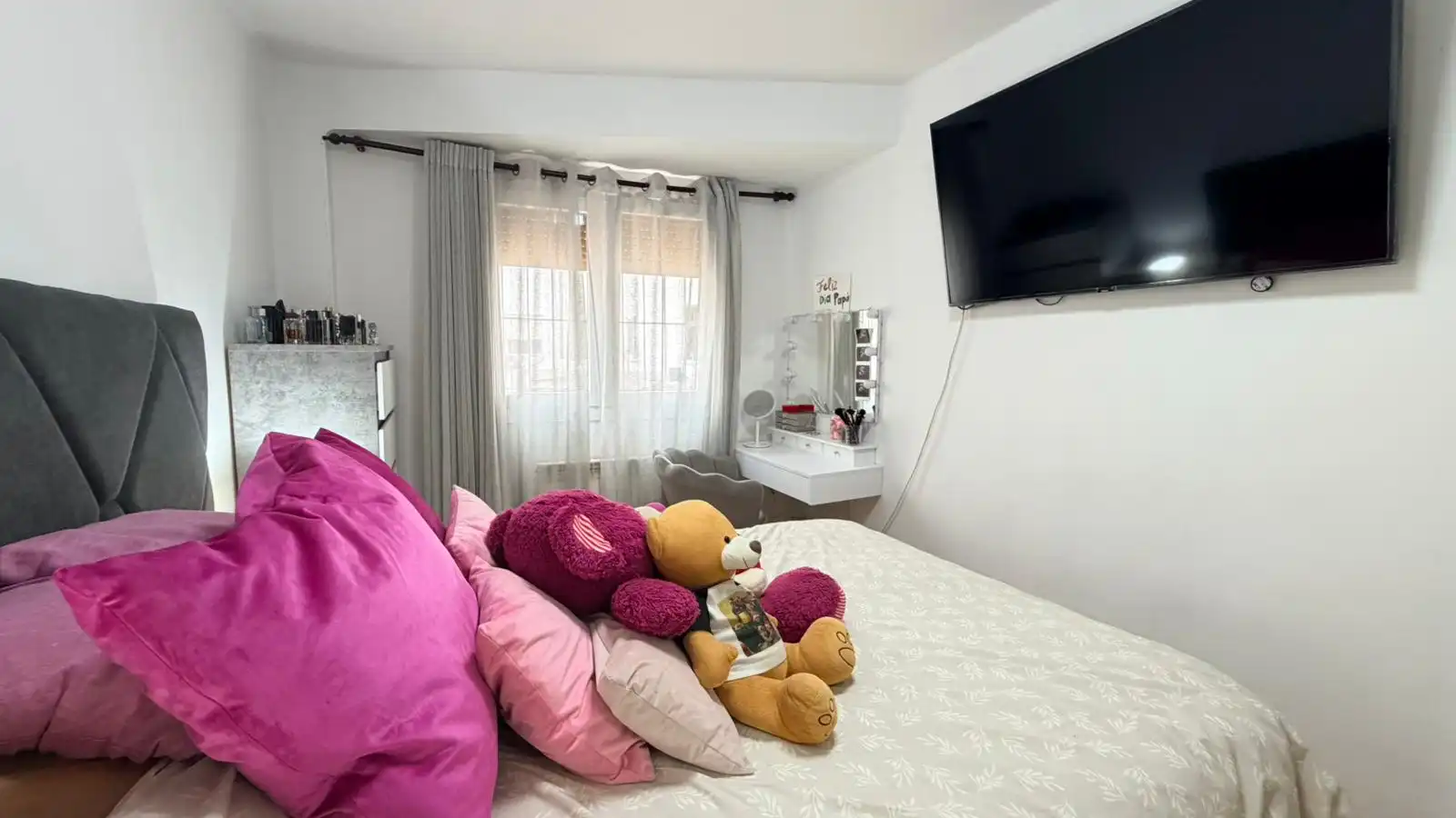 Habitación de Piso en venta en Zaragoza con Aire acondicionado, Calefacción y Parquet