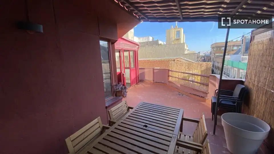 Flat for rent in Guindalera