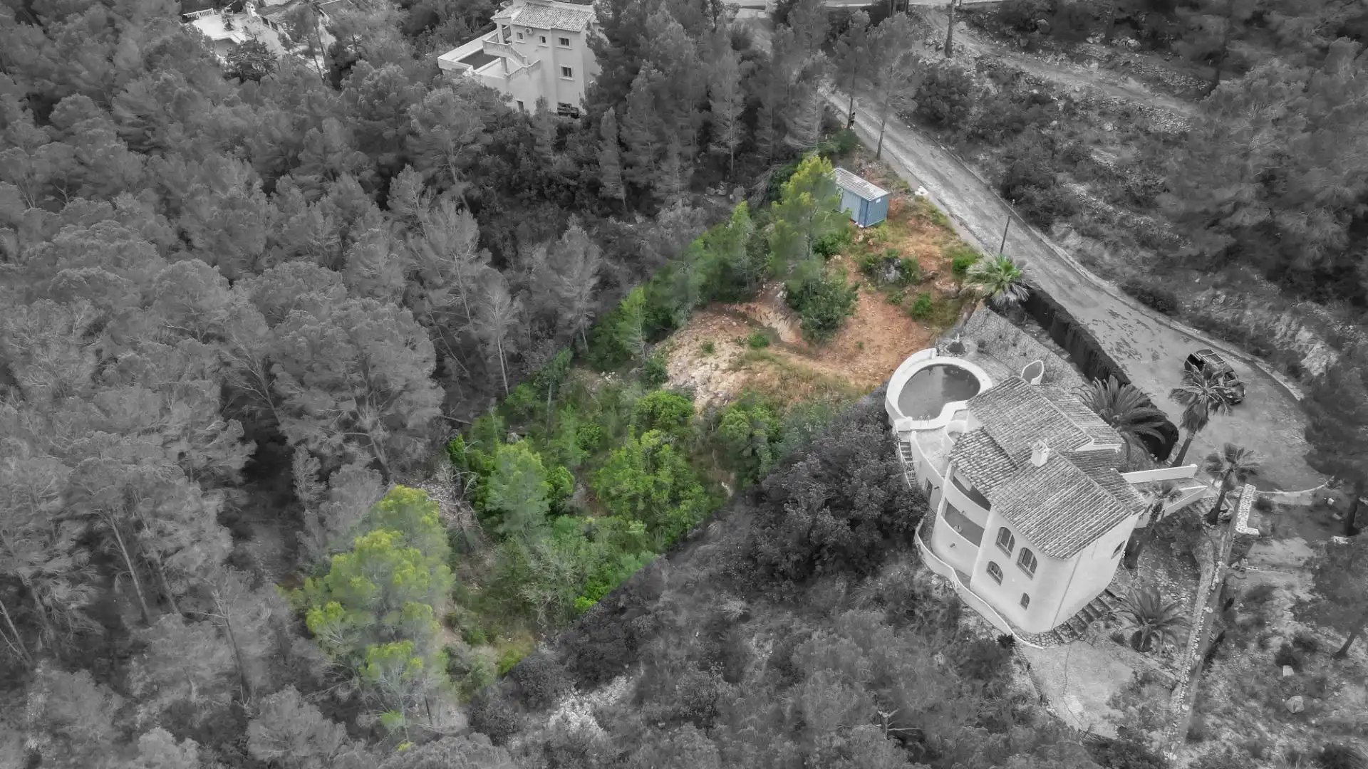 Terreny residencial en venda a SERELLA LA-PARADISO