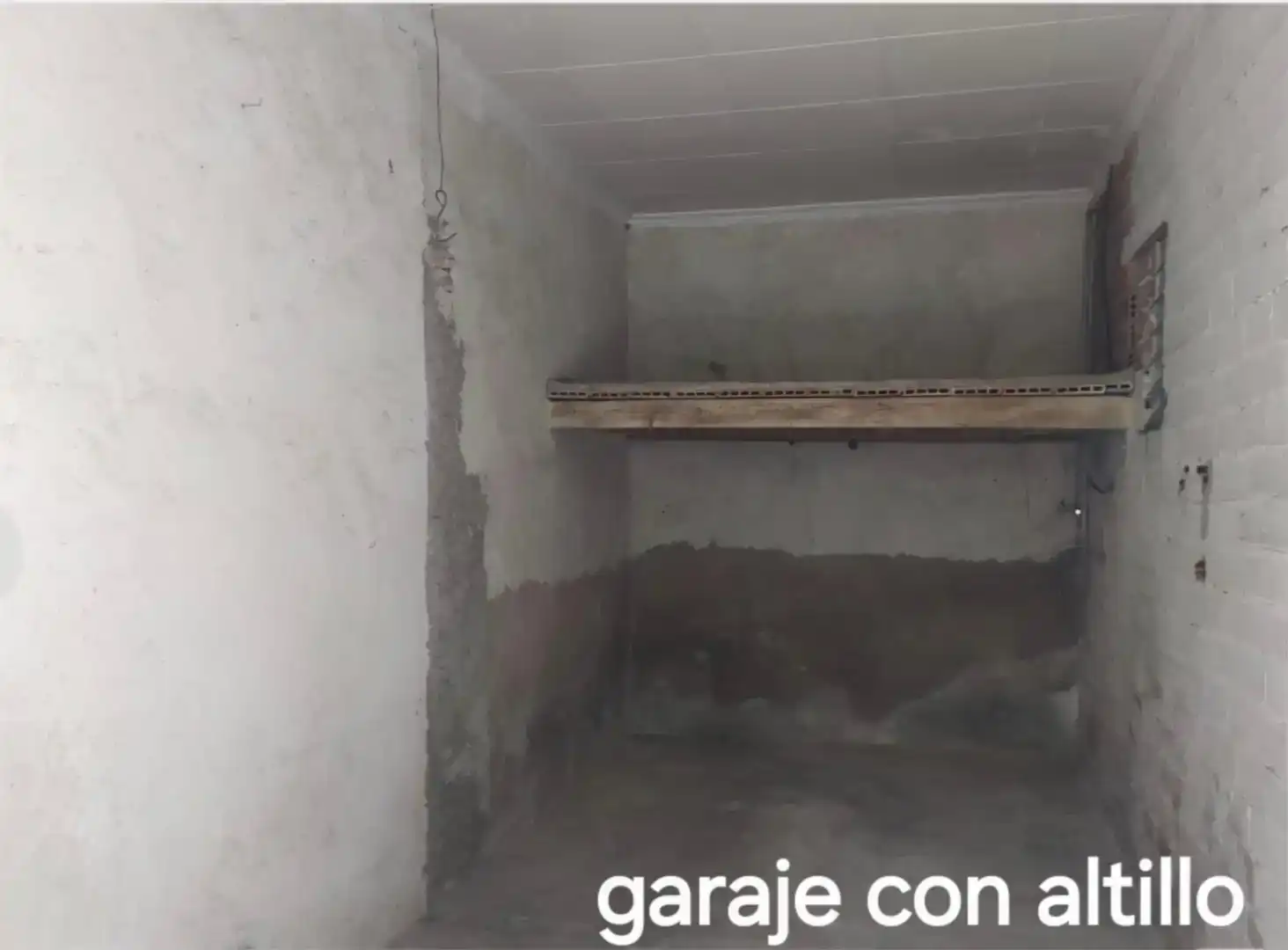 Piso en venta en Anna con Balcón