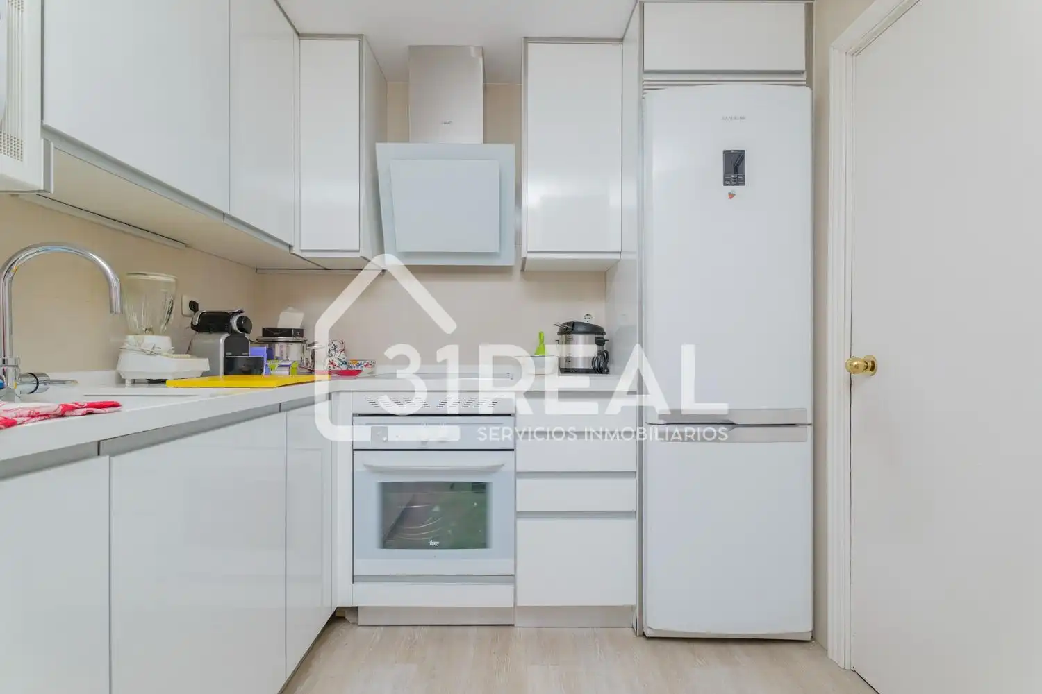 Cocina de Piso en venta en Madrid con Calefacción, Jardín privado y Terraza
