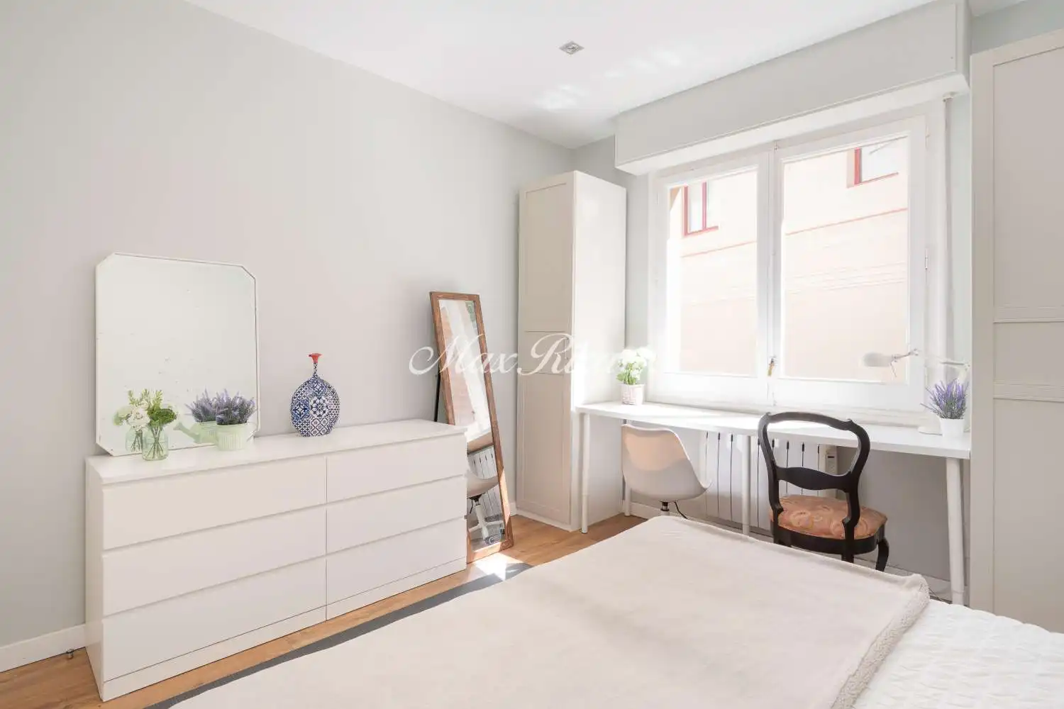 Bedroom of Flat for sale in Barcelona  with Heating, Terrace and Balcony