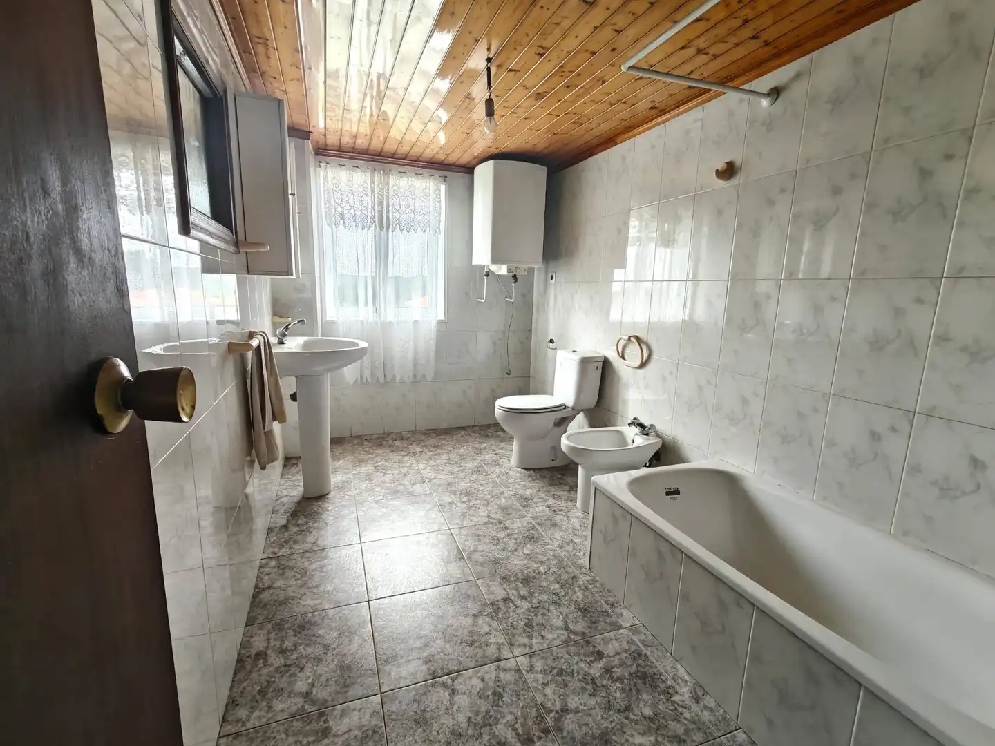 Bathroom of Houses for sale in Palas de Rei