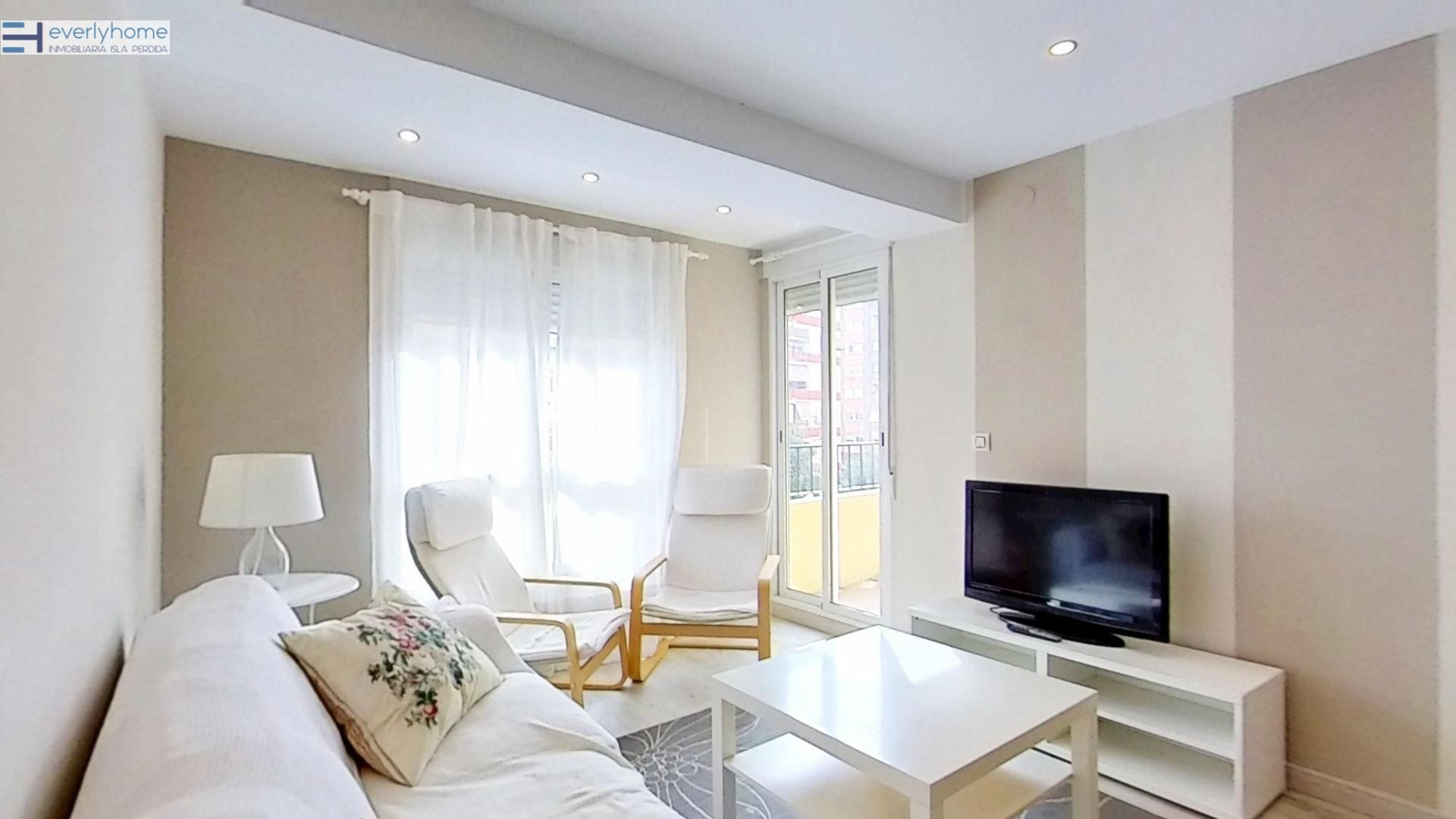 Flat to rent in Calle RASCAÑA, Barrio de Campanar