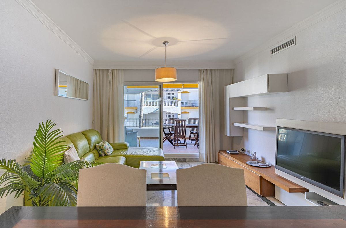 Living room of Apartment to rent in Marbella  with Air Conditioner, Furnished and Pets allowed