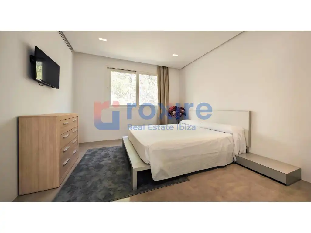 Dormitori de Casa o xalet en venda en Santa Eulària des Riu amb Aire condicionat, Jardí privat i Terrassa