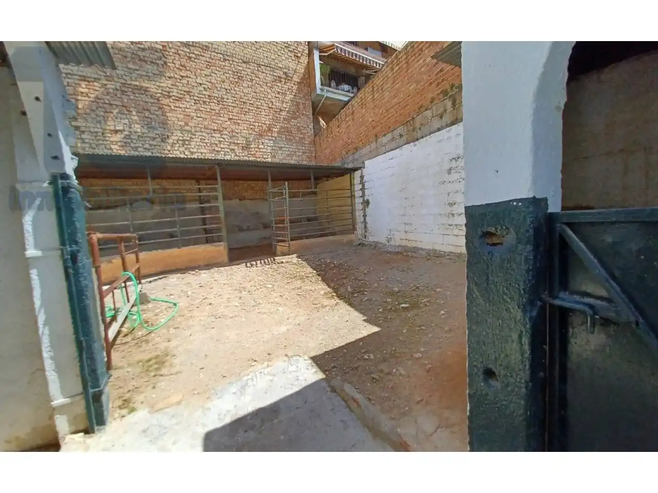 Aparcament de Casa o xalet en venda en Granada amb Jardí privat i Terrassa