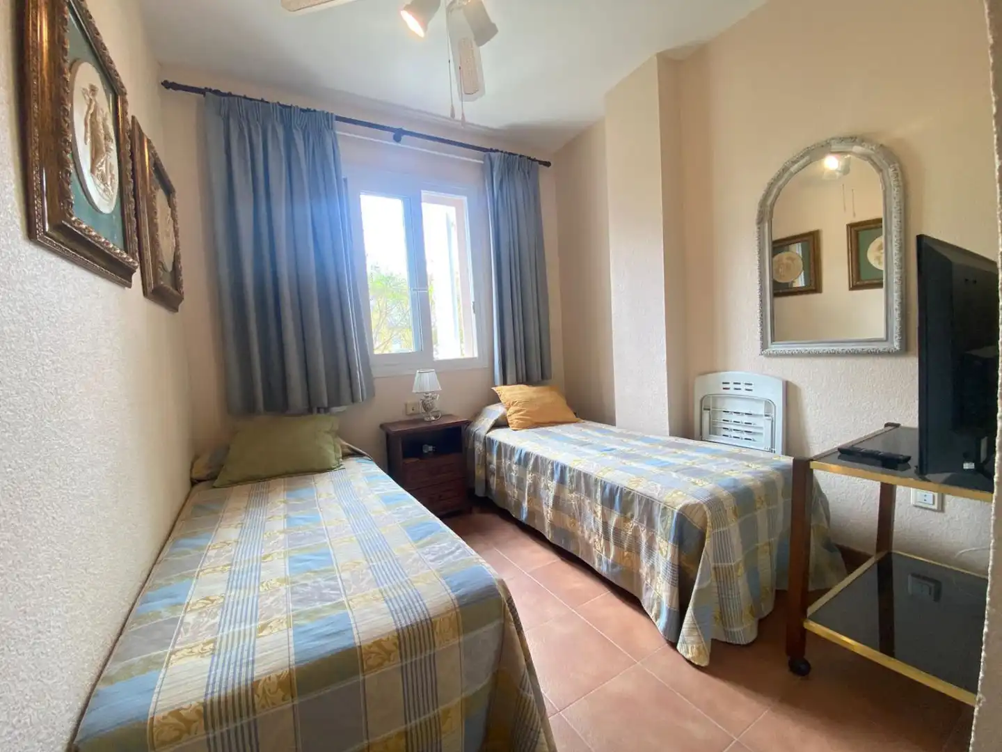 Habitación de Apartamento en venta en Islantilla con Terraza y Amueblado