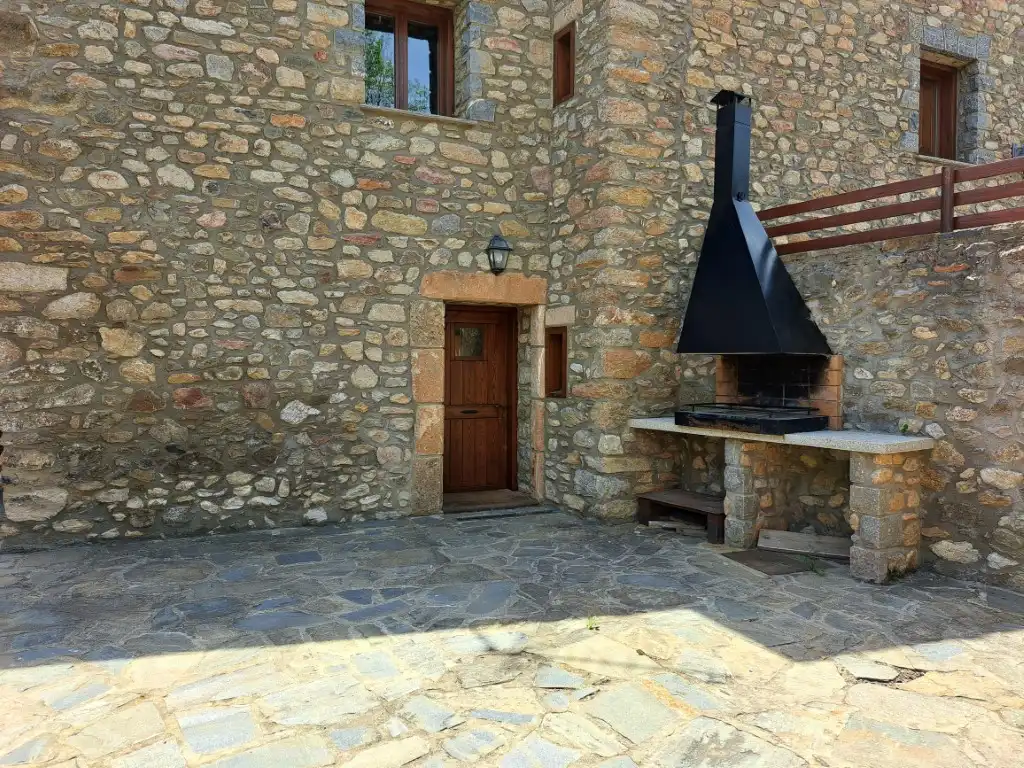 Houses for rent in Carrer Mossèn Cinto Verdaguer, 5, Das