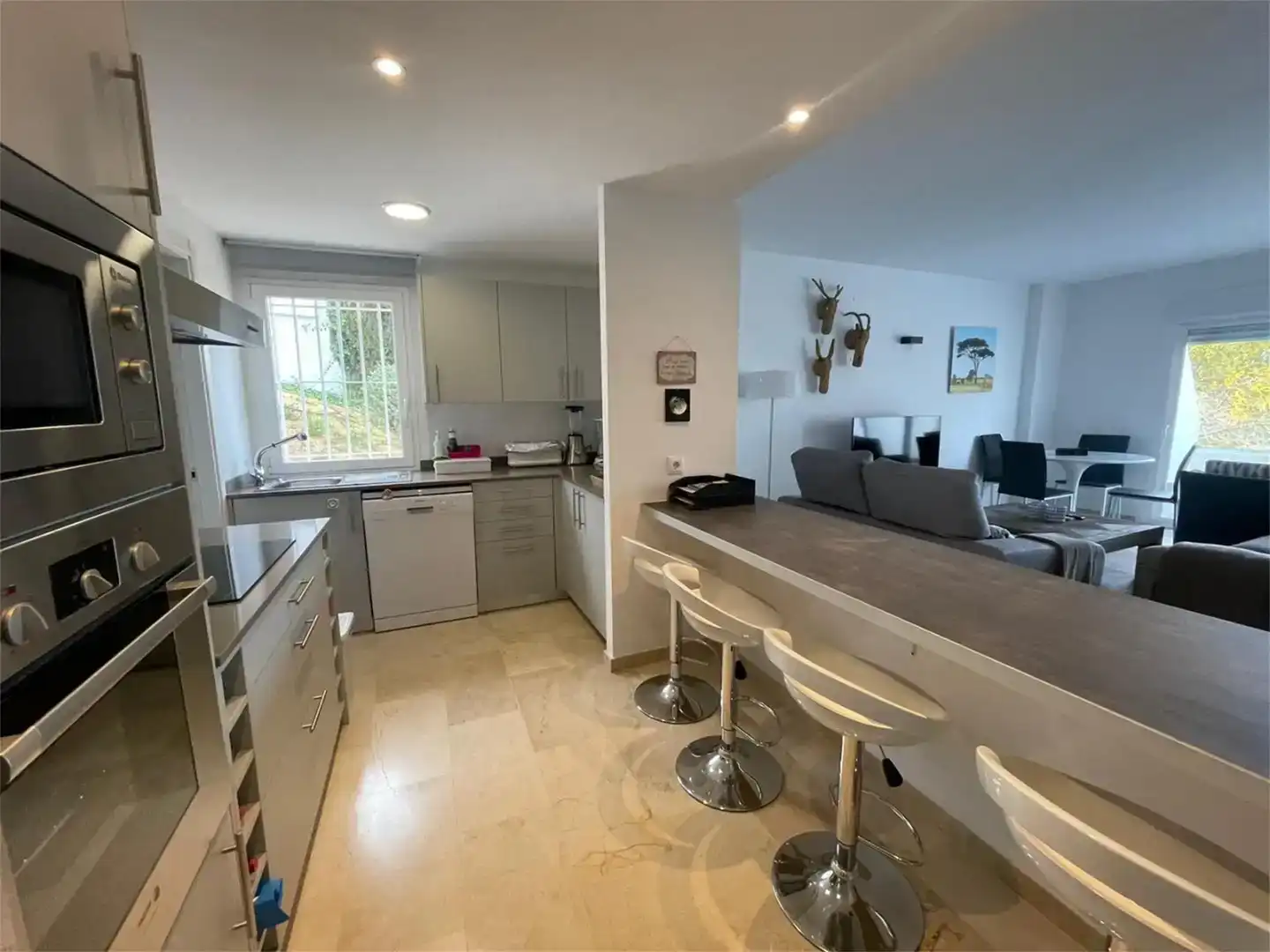 Cocina de Dúplex en venta en Santa Eulària des Riu con Aire acondicionado, Piscina y Amueblado