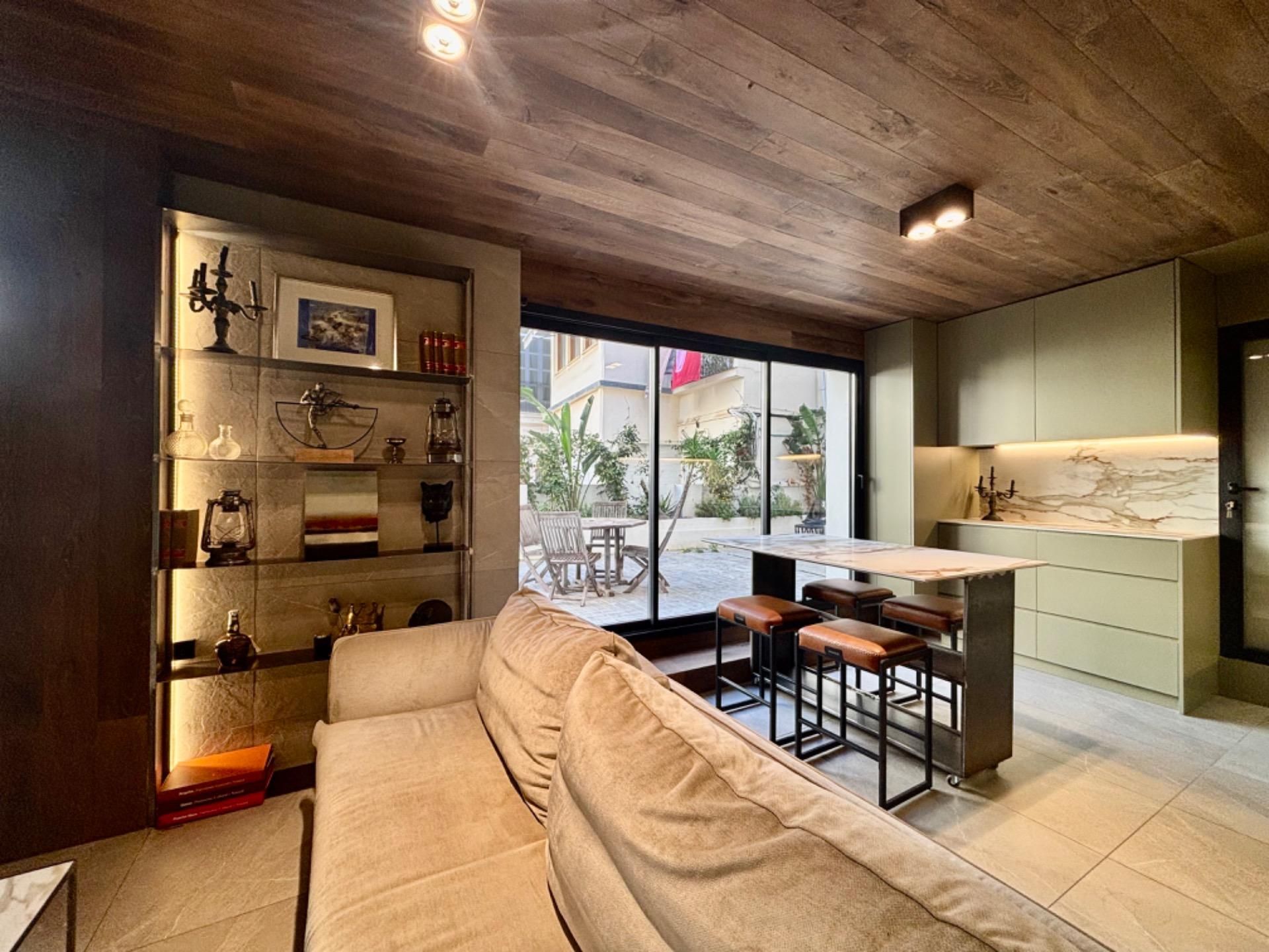 Living room of Flat for sale in  Valencia Capital  with Air Conditioner, Heating and Parquet flooring