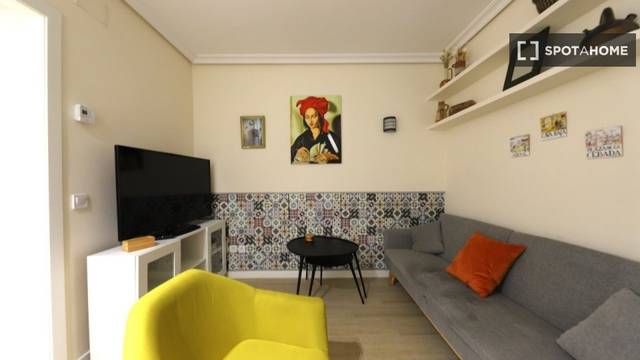 Piso en Alquiler en Universidad - Malasaña