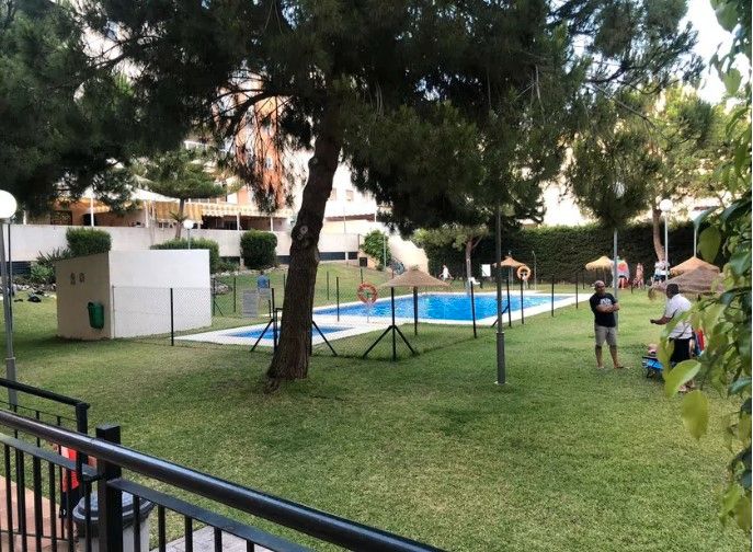 Piscina de Pis de lloguer en Málaga Capital amb Moblat, Rentadora i Piscina comunitària