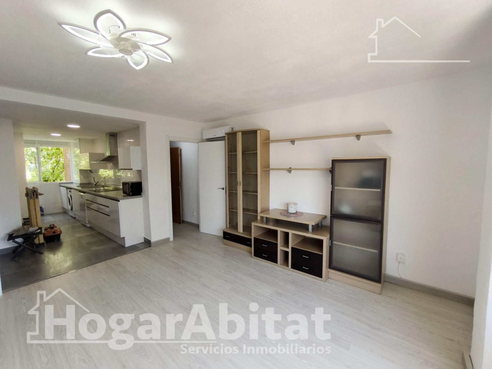Living room of Flat for sale in Alginet  with Parquet flooring