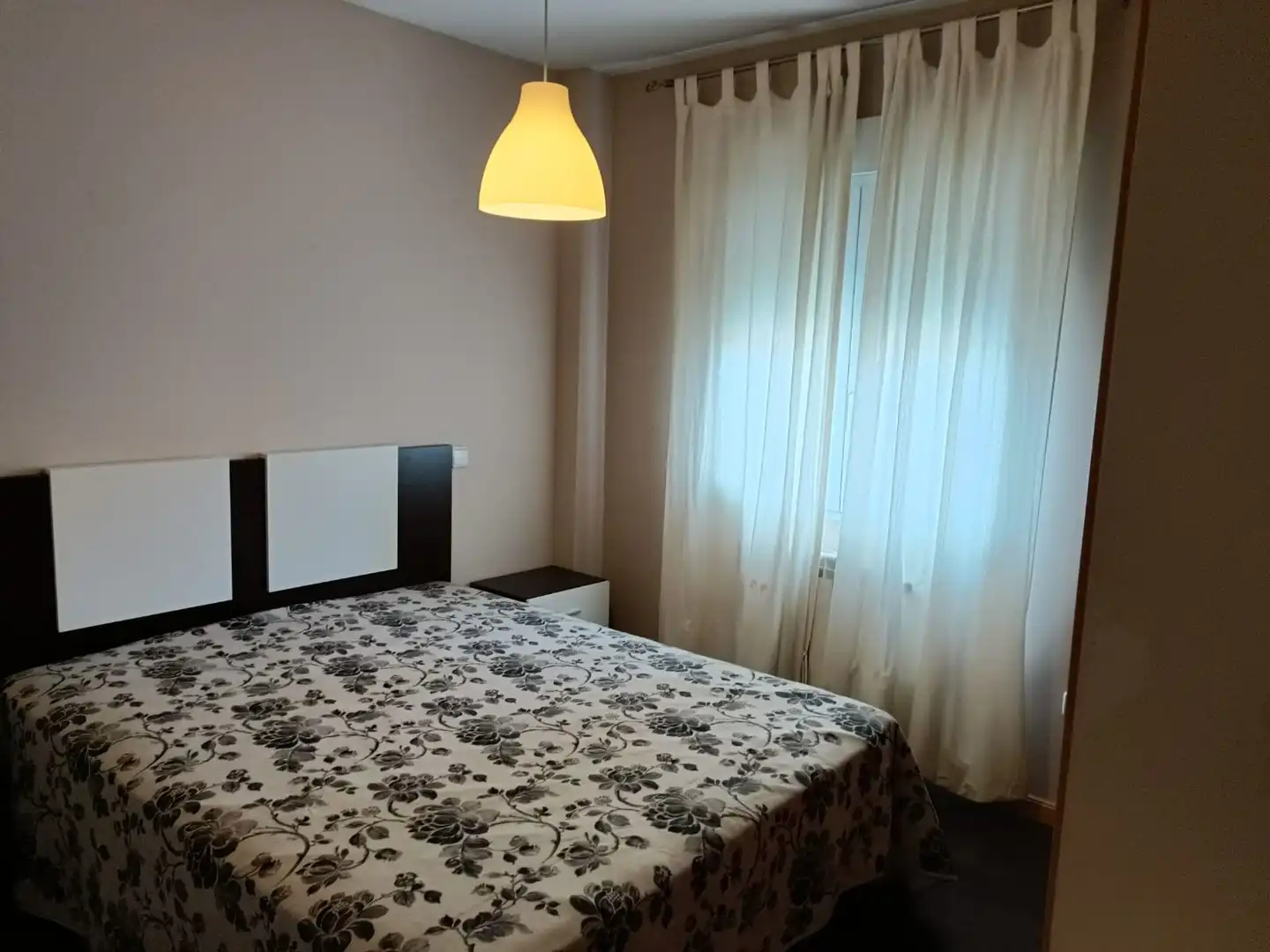 Dormitori de Apartament en venda en Villacañas amb Calefacció i Moblat
