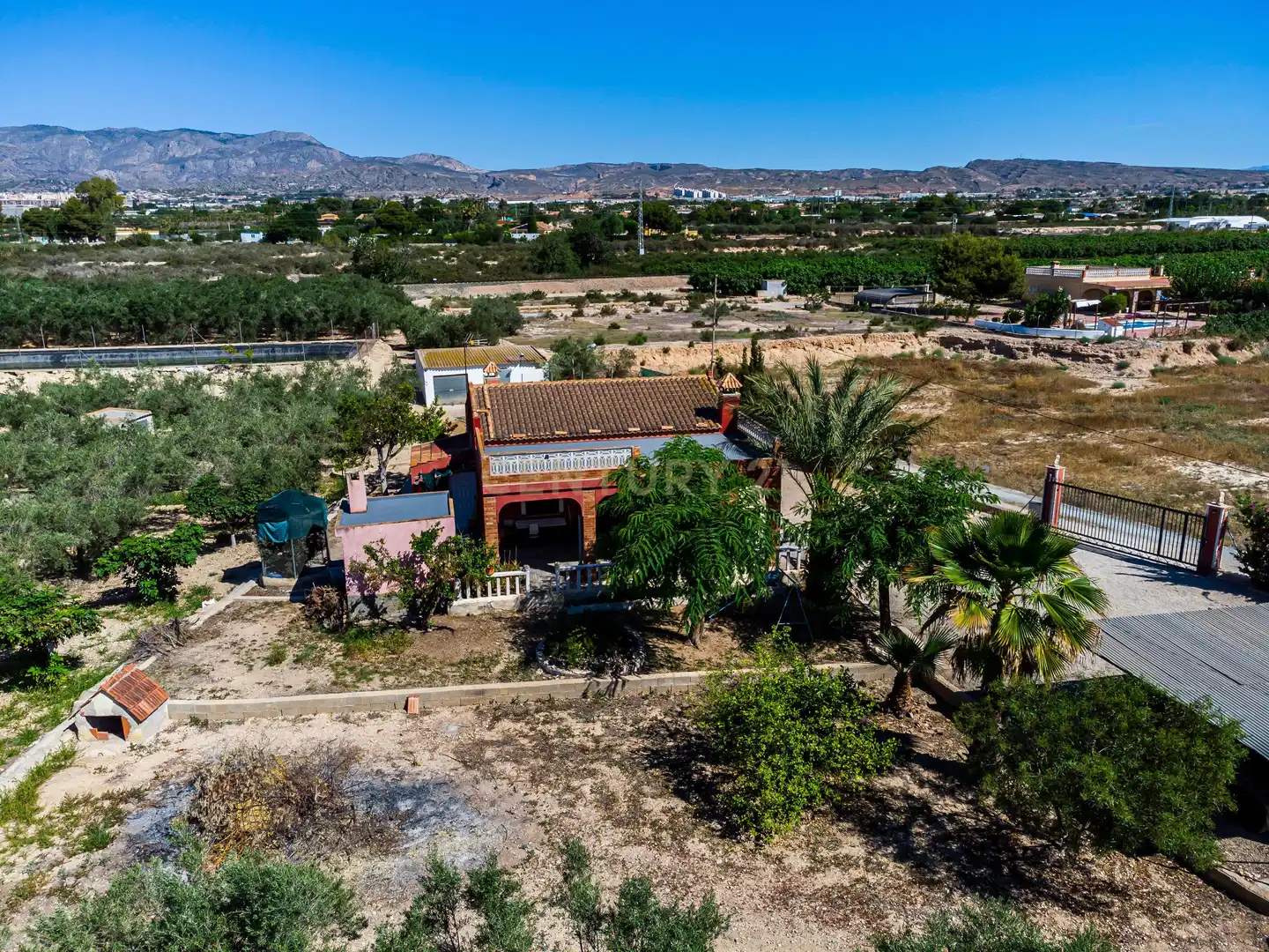 Außenansicht von Haus oder Chalet zum Verkauf in Elche / Elx
