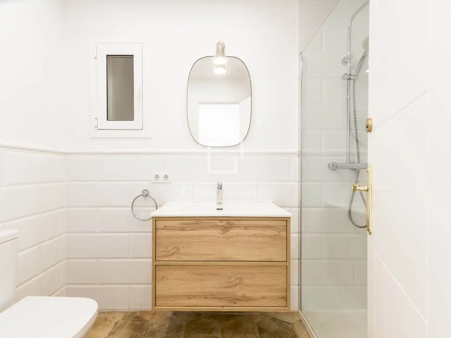 Baño de Piso en venta en Barcelona con Aire acondicionado