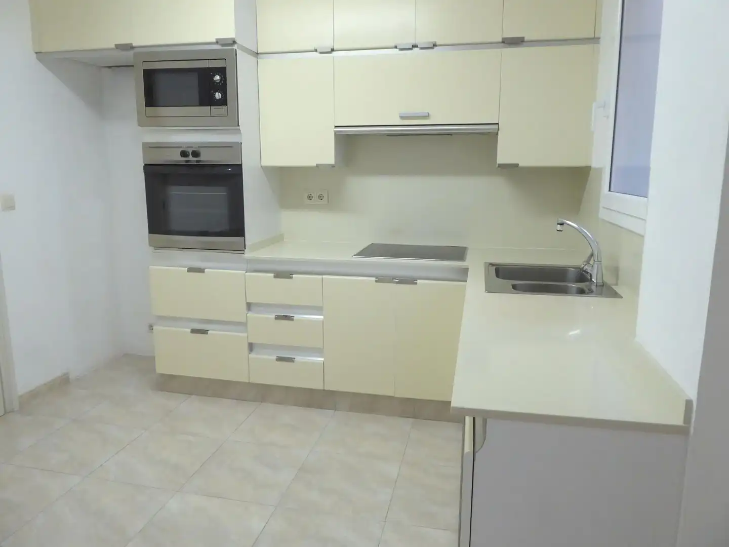 Flat for rent in Centre - Passeig i Rodalies