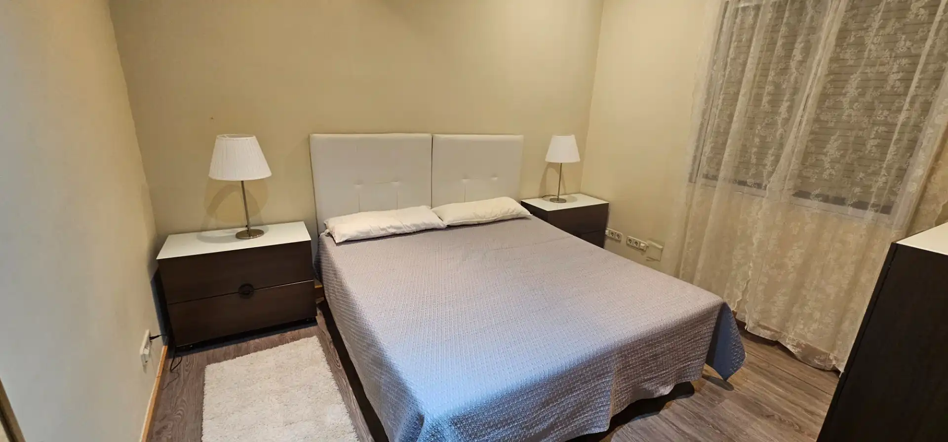 Bedroom of Flat for rent in Madrid  with Air Conditioner, Heating and Furnished