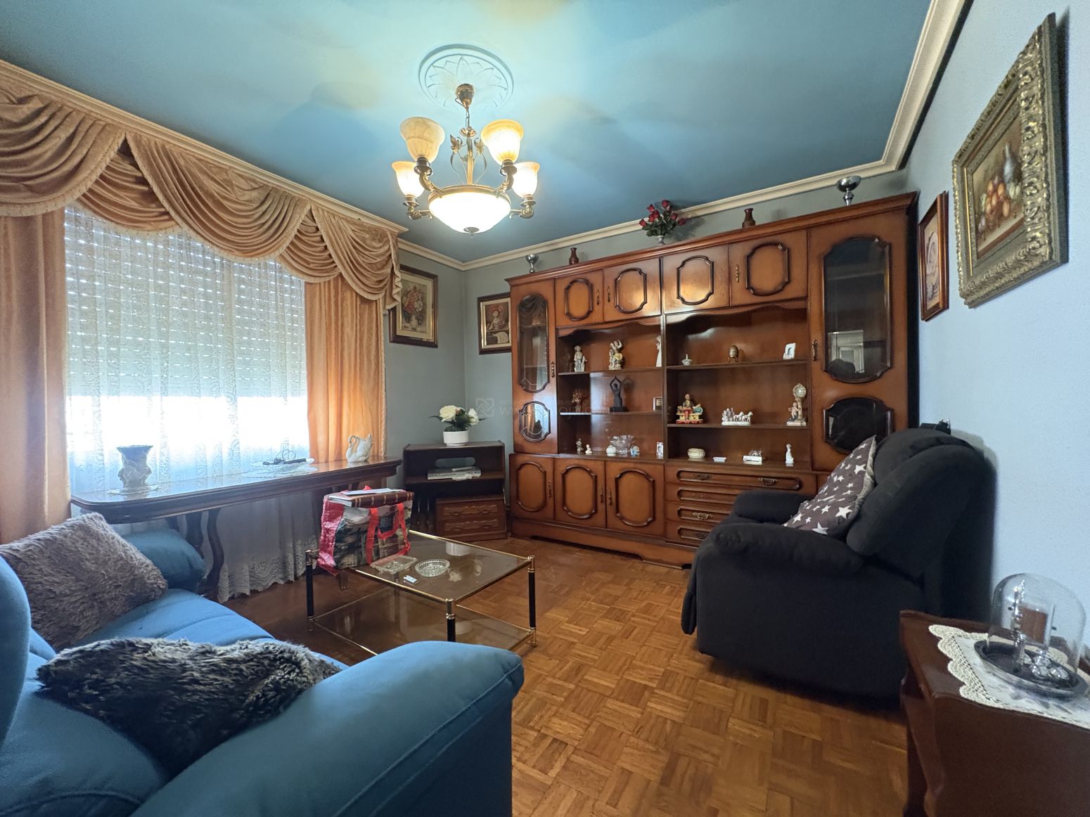 Living room of Flat for sale in  Logroño  with Heating and Parquet flooring