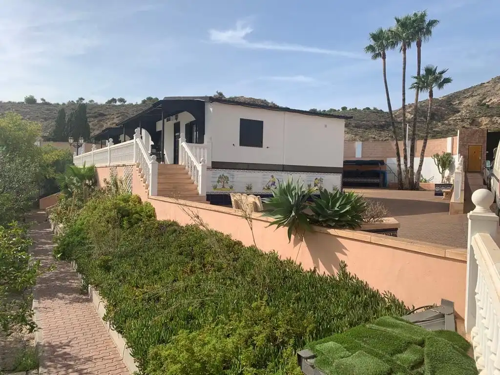 Casa o xalet en venda a Novelda