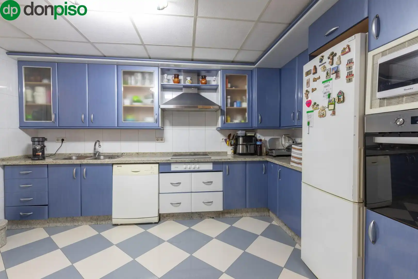 Detached homes for sale in Calle Viejo de Charilla, 43, Alcalá la Real