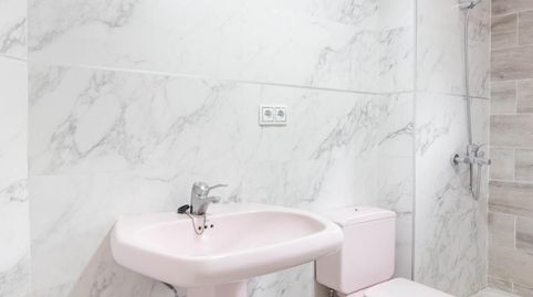 Foto 5 de Piso en venta en Calle Severo Ochoa, Santa Marina - Polígono, Mieres (Asturias)