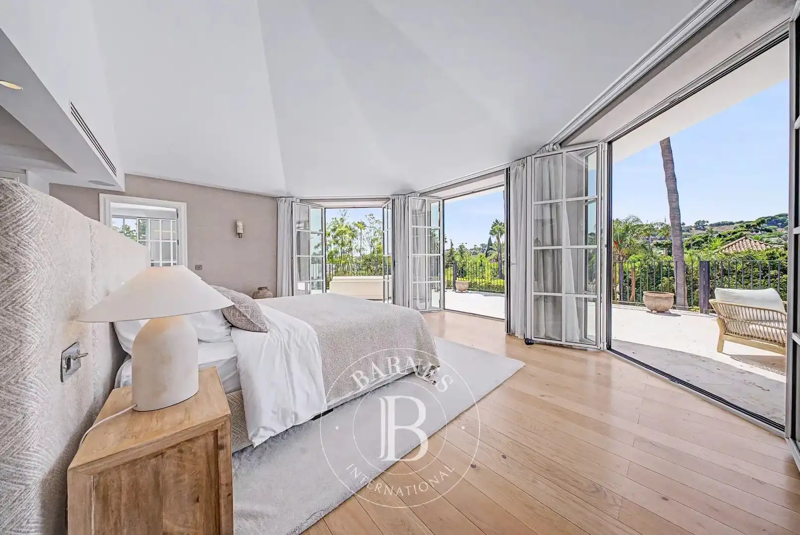 Bedroom of Houses for sale in Marbella  with Air Conditioner, Heating and Swimming Pool