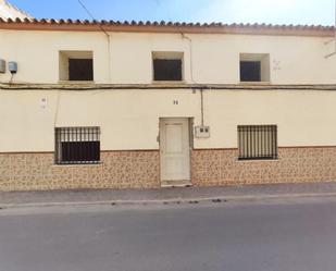 Vista exterior de Casa adosada en venda en Quintanar de la Orden