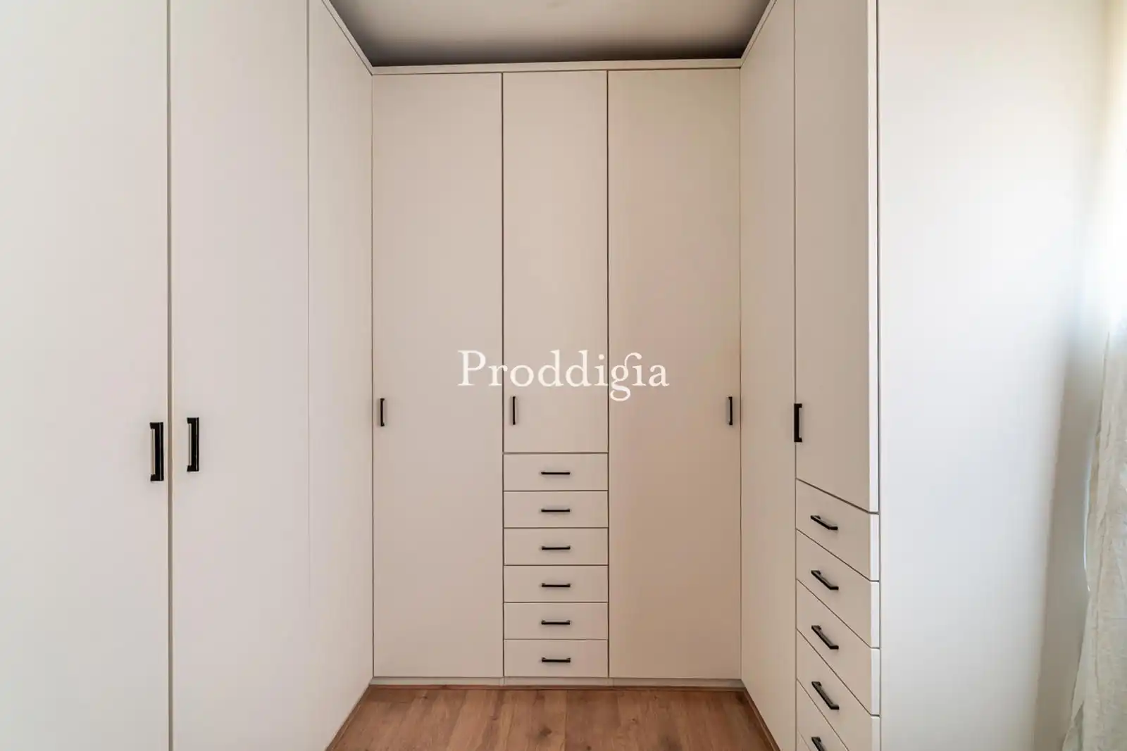Bedroom of Houses for sale in Cerdanyola del Vallès  with Air Conditioner, Heating and Terrace