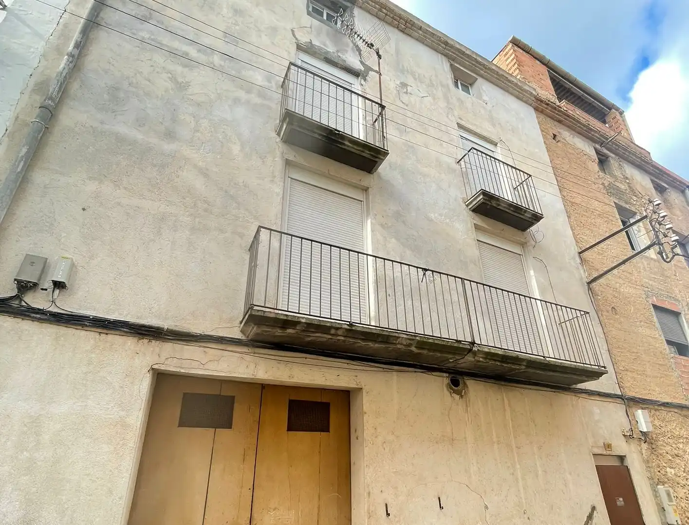 Vista exterior de Casa o chalet en venta en Móra d'Ebre con Balcón