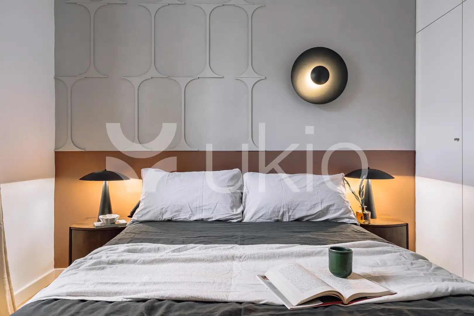 Dormitori de Apartament de lloguer en Madrid amb Aire condicionat, Calefacció i Terrassa