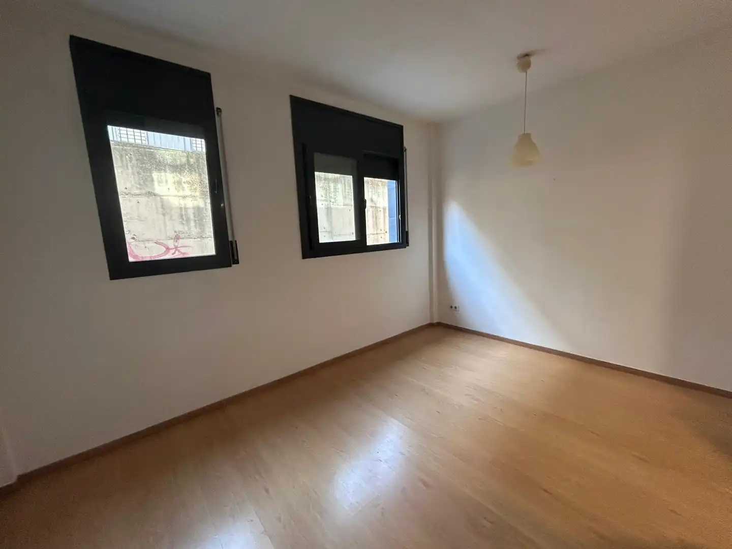 Dormitori de Planta baixa en venda en Terrassa amb Aire condicionat, Calefacció i Parquet