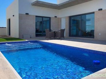 Casa con piscina in vendita a Daya Nueva