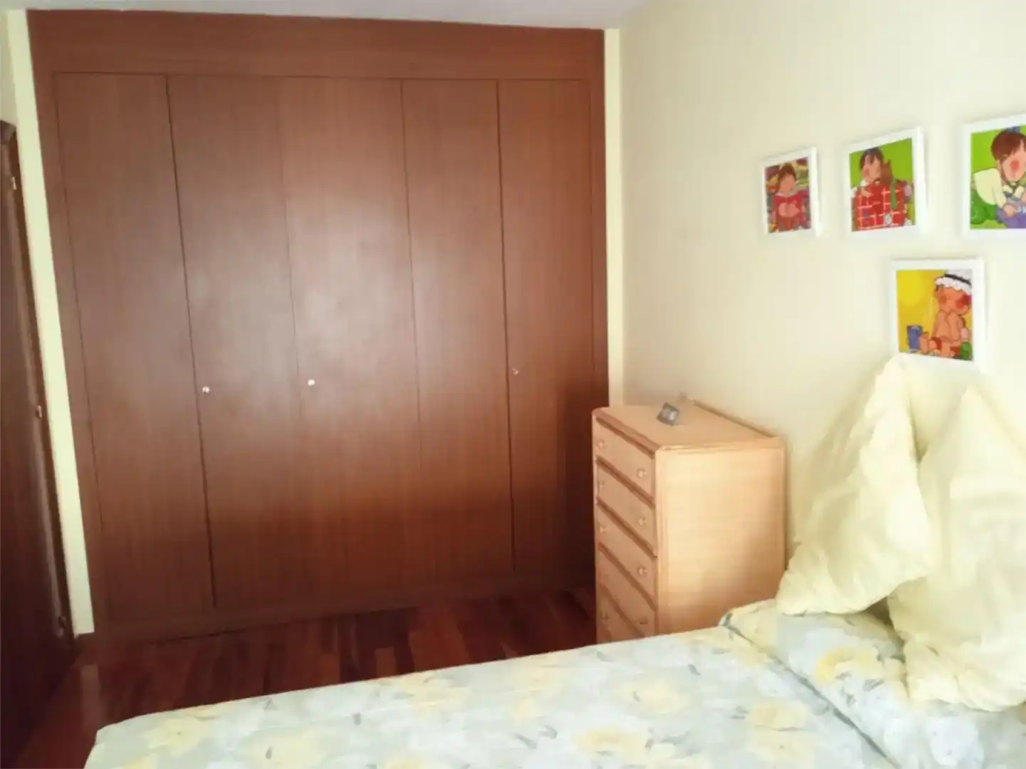 Habitación de Piso de alquiler en Canfranc con Parquet, Trastero y Amueblado