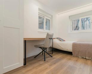Bedroom of Flat to share in Móstoles  with Air Conditioner, Heating and Washing machine