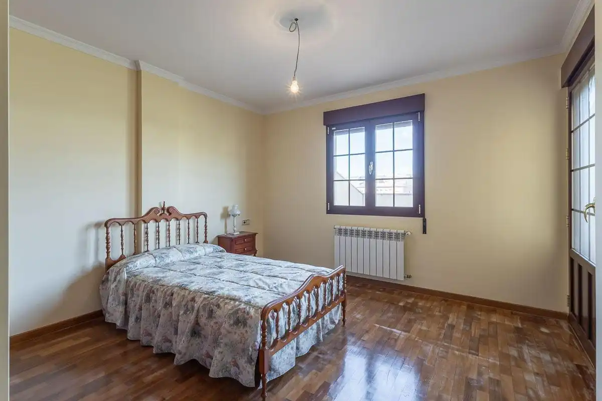 Habitación de Casa o chalet en venta en Cájar con Calefacción, Jardín privado y Terraza