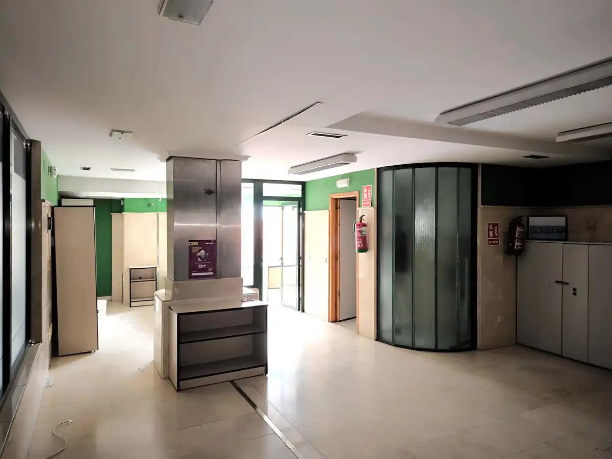 Oficina en venta en Vilagarcía de Arousa con Aire acondicionado, Calefacción y Amueblado