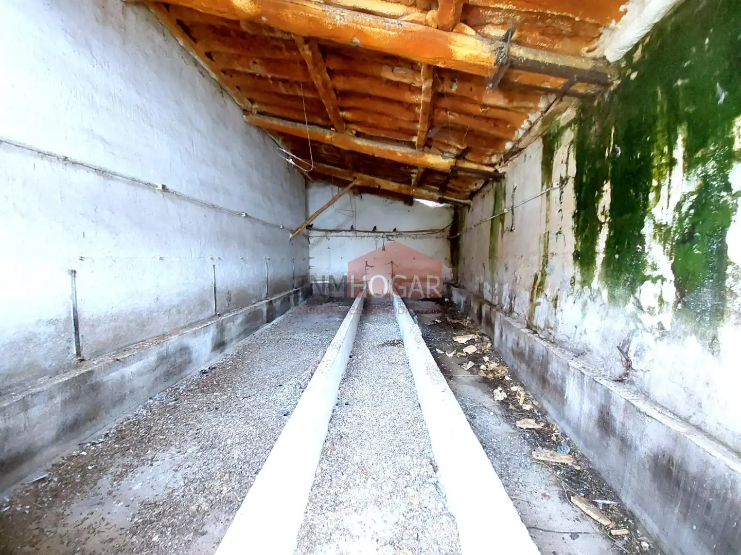 Industrial buildings for sale in Adanero