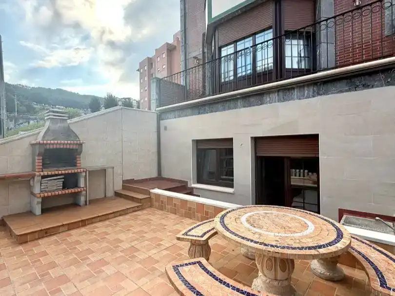 Terraza de Casa adosada en venta en Castro-Urdiales con Balcón
