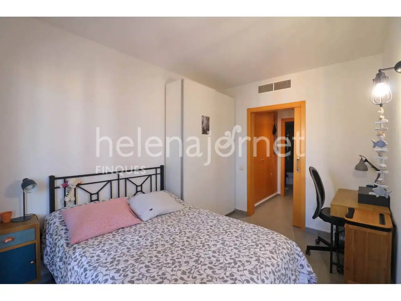 Habitación de Piso en venta en Sant Feliu de Guíxols con Aire acondicionado, Calefacción y Terraza