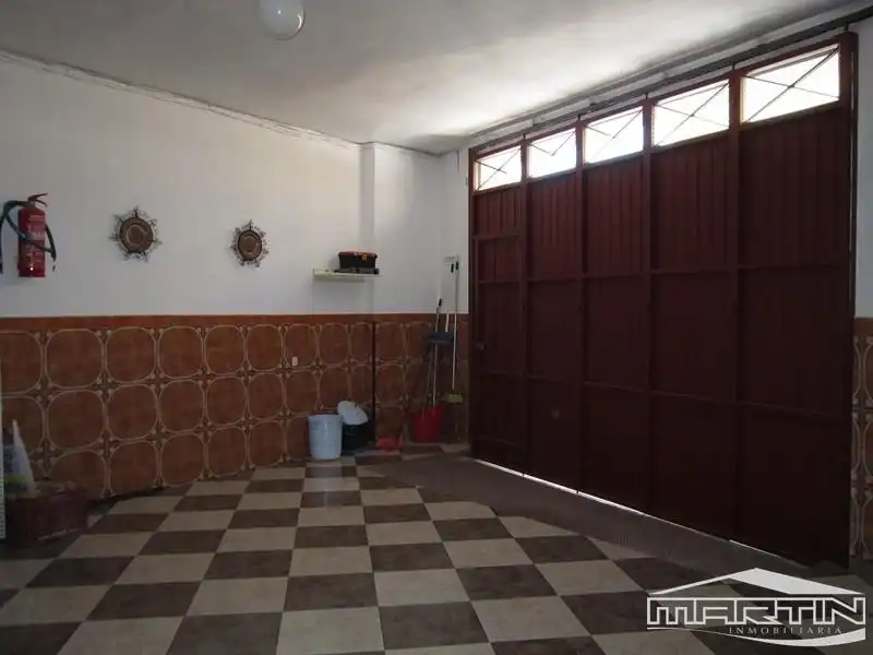 Casa o xalet en venda en Lucena amb Aire condicionat i Terrassa
