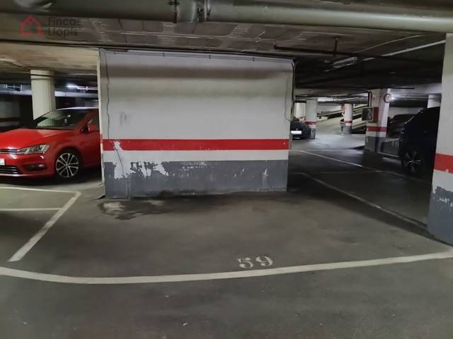 Garaje en Venta en Paseo Zona Franca en La Marina del Port